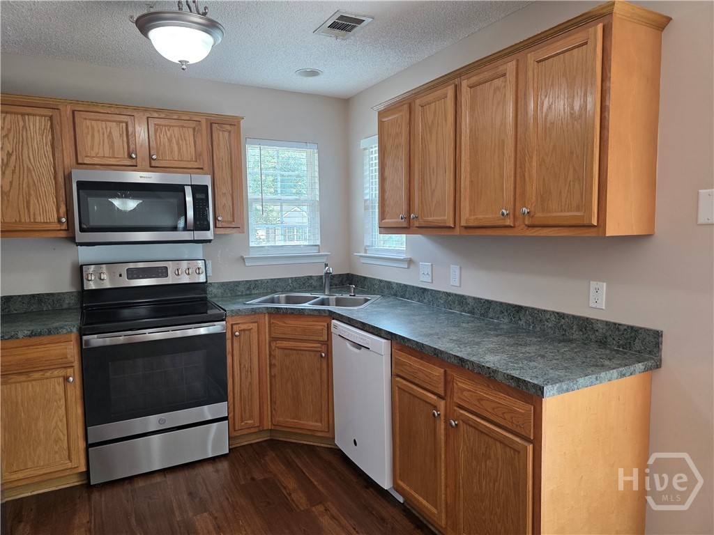 301 Aspen Rincon, GA 31326 - Photo 7 of 28