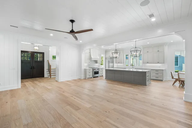 $2,595,000 | 1610 Lost Cove Lane, Panama City Beach, FL 32413