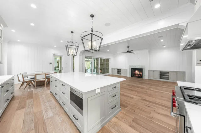 $2,595,000 | 1610 Lost Cove Lane, Panama City Beach, FL 32413