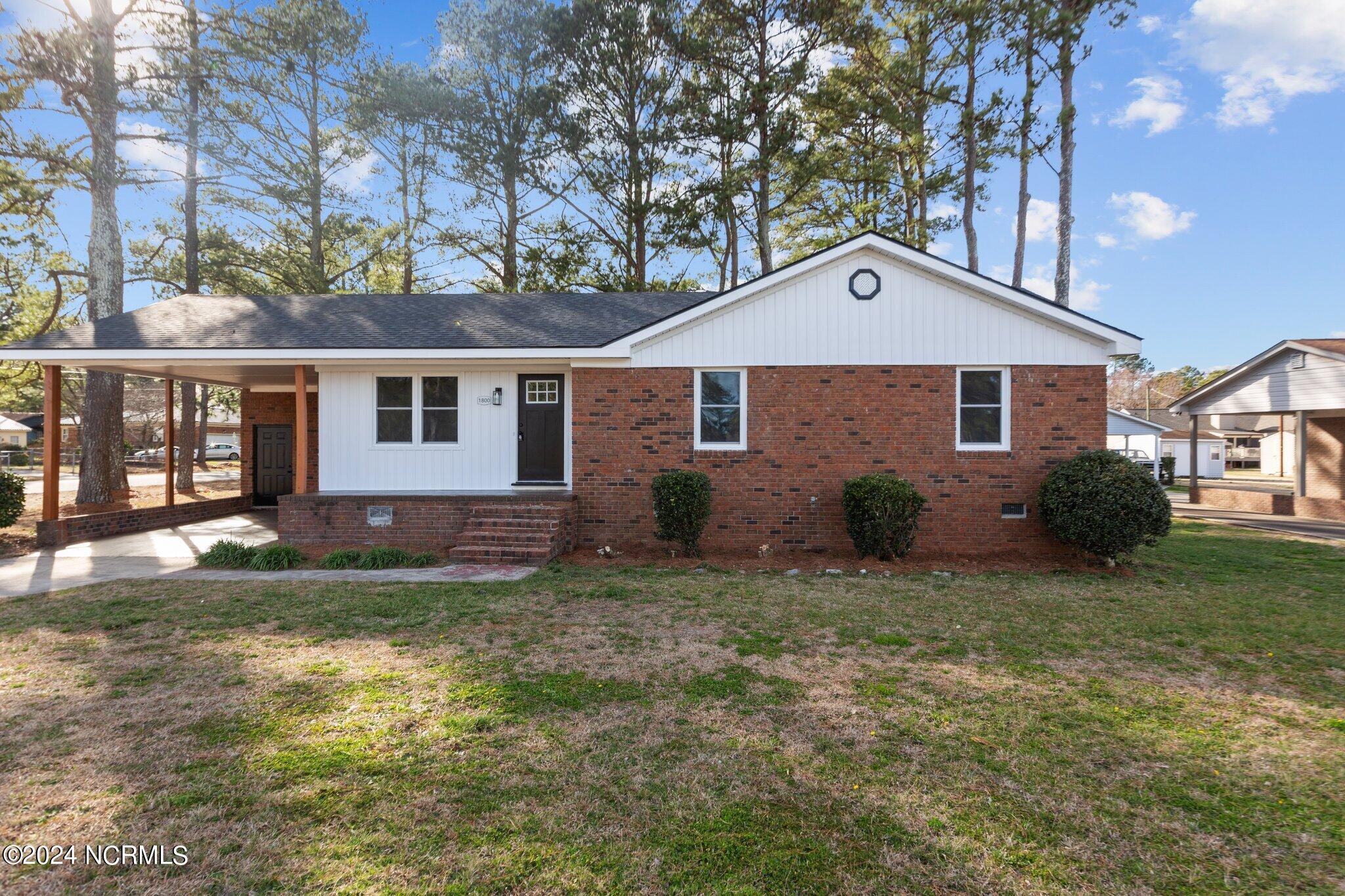 1800 Springfield Road Rocky Mount, NC 27801 - Photo 2 of 39 2-web-or-mls-_S0A2663