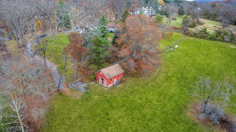 300 Old Farm Road Bedminster, NJ 07921 - Photo 33 of 38 a view of a back yard