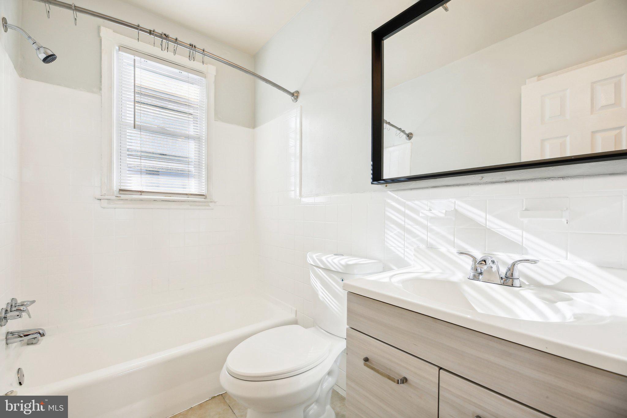 4504 Garrison Boulevard Baltimore, MD 21215 - Photo 19 of 42