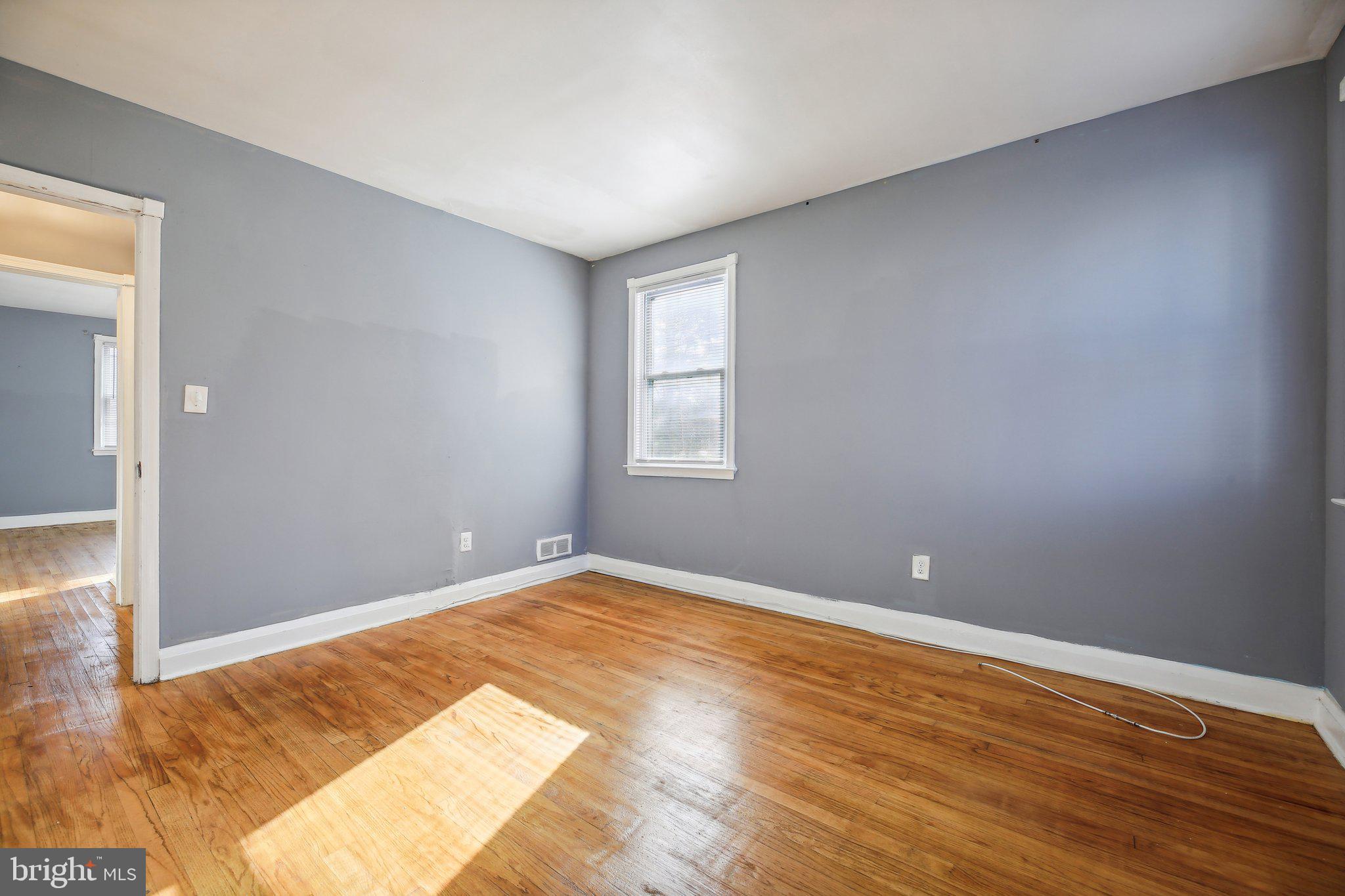 4504 Garrison Boulevard Baltimore, MD 21215 - Photo 21 of 42