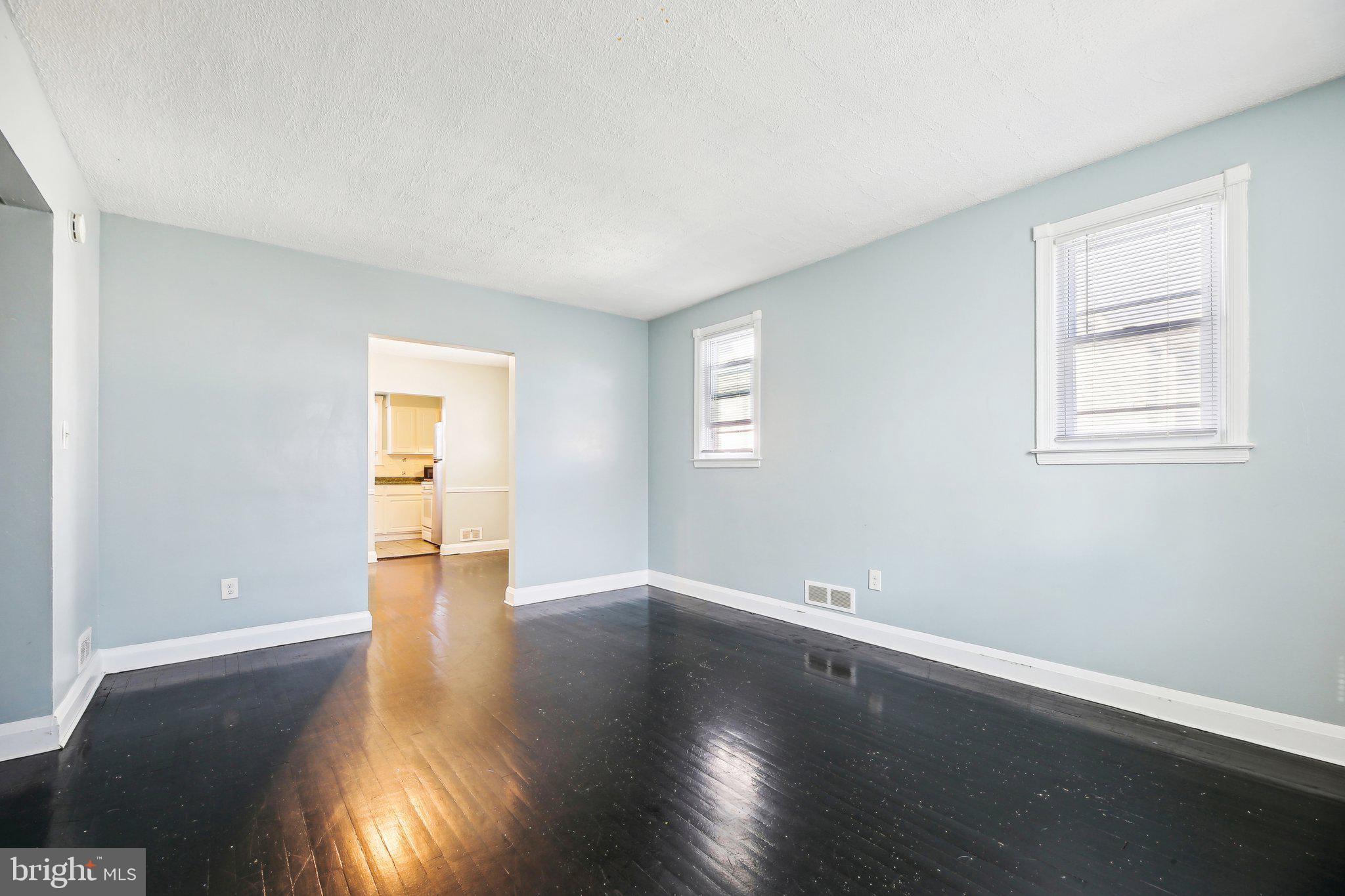 4504 Garrison Boulevard Baltimore, MD 21215 - Photo 24 of 42