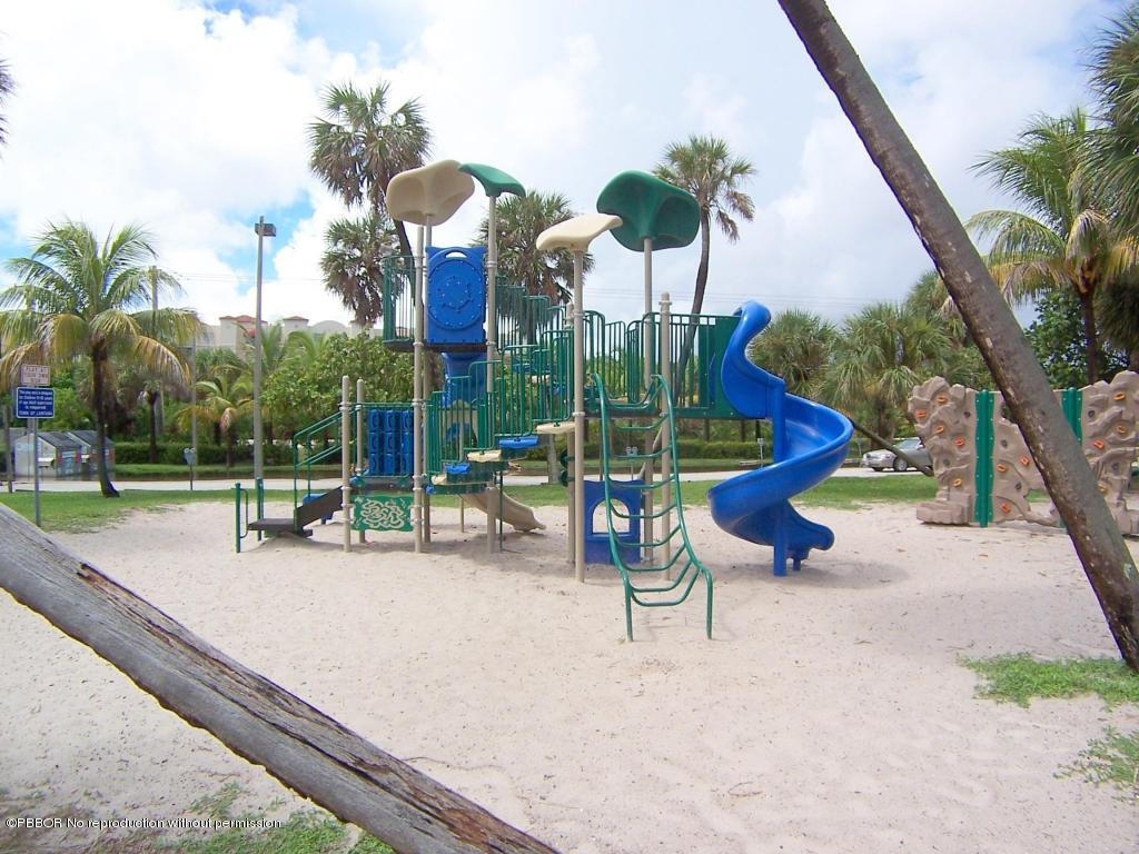 831 Lands End Road Lantana, FL 33462 - Photo 14 of 15 20140402165756339431000000-o