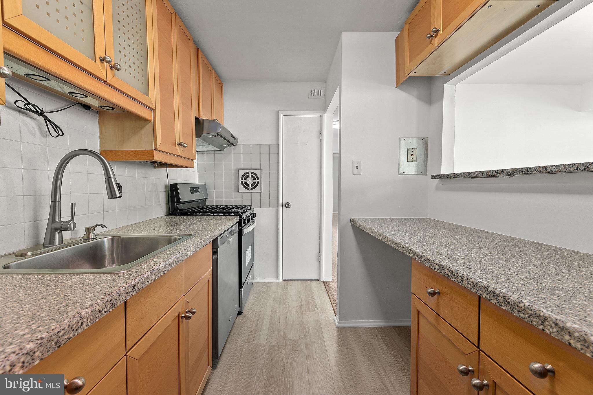 2902 Kings Chapel Road, Unit 13/11 Falls Church, VA 22042 - Photo 13 of 27
