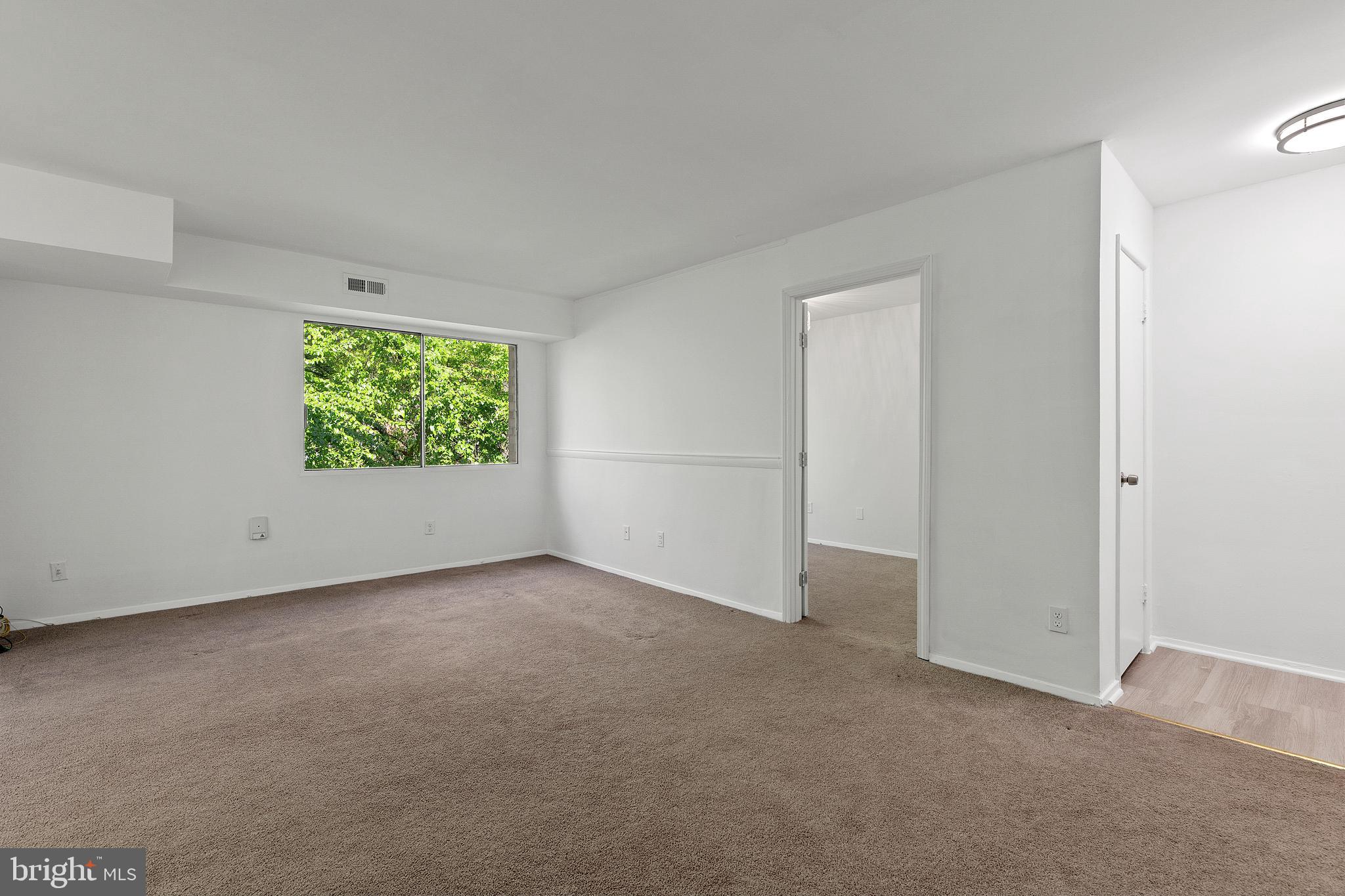 2902 Kings Chapel Road, Unit 13/11 Falls Church, VA 22042 - Photo 5 of 27