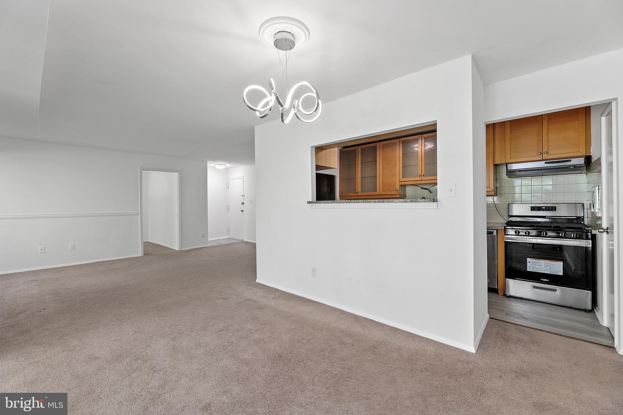 2902 Kings Chapel Road, Unit 13/11 Falls Church, VA 22042 - Photo 8 of 27