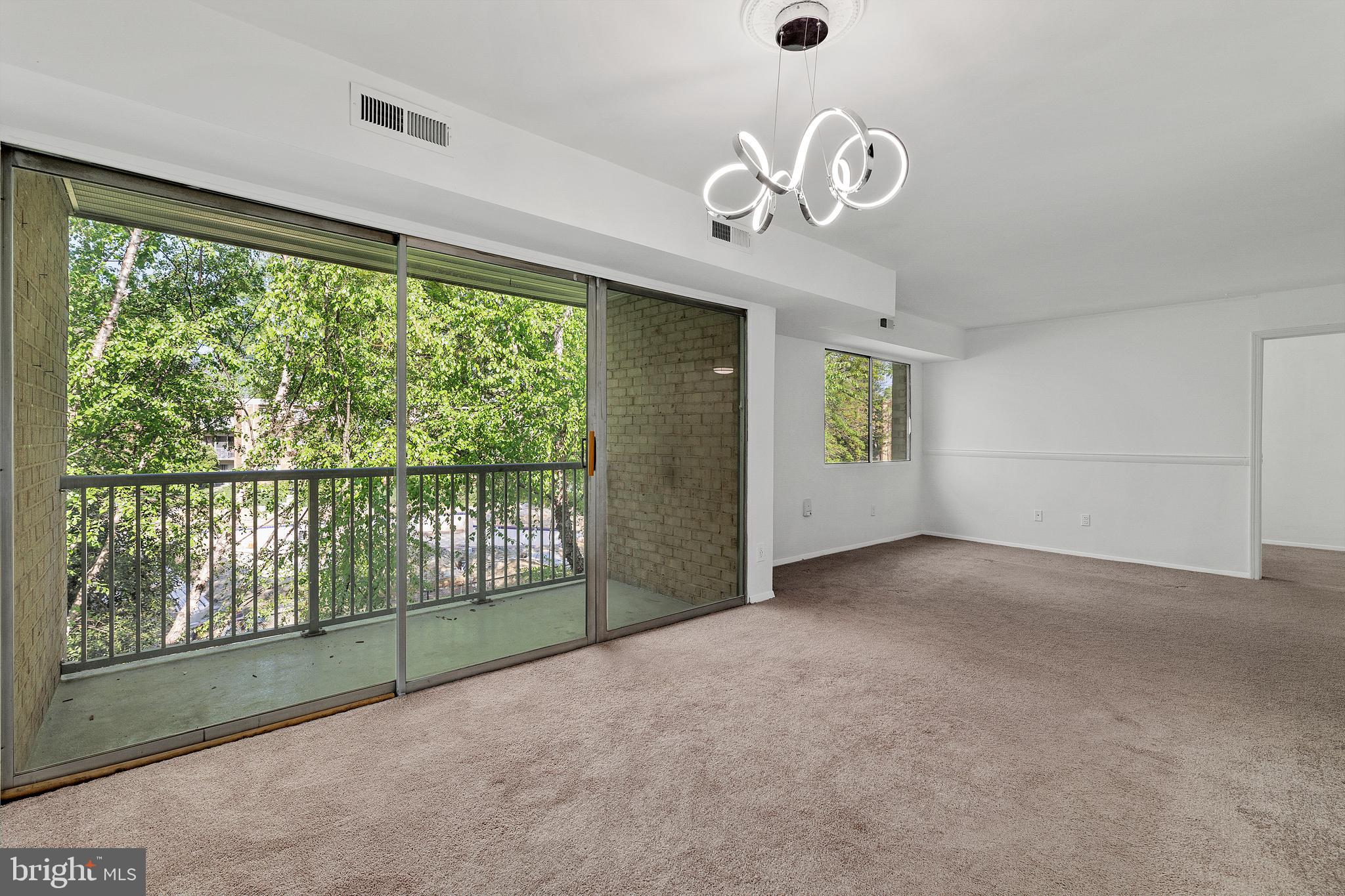 2902 Kings Chapel Road, Unit 13/11 Falls Church, VA 22042 - Photo 10 of 27