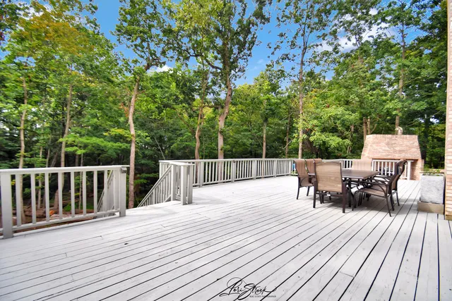 $985,000 | 20602 Abbey Drive, Frankfort, IL 60423