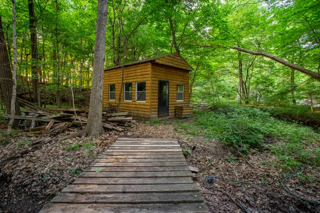 $985,000 | 20602 Abbey Drive, Frankfort, IL 60423