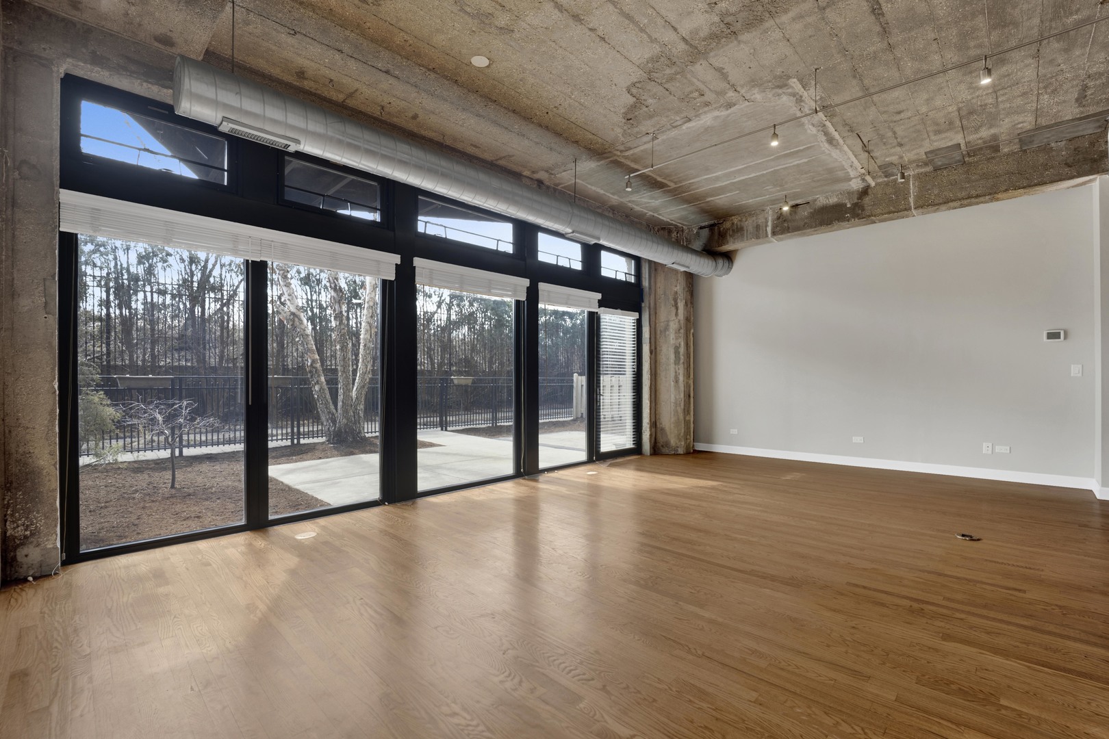1071 West 15th Street, Unit 109 Chicago, IL 60608 - Photo 9 of 31