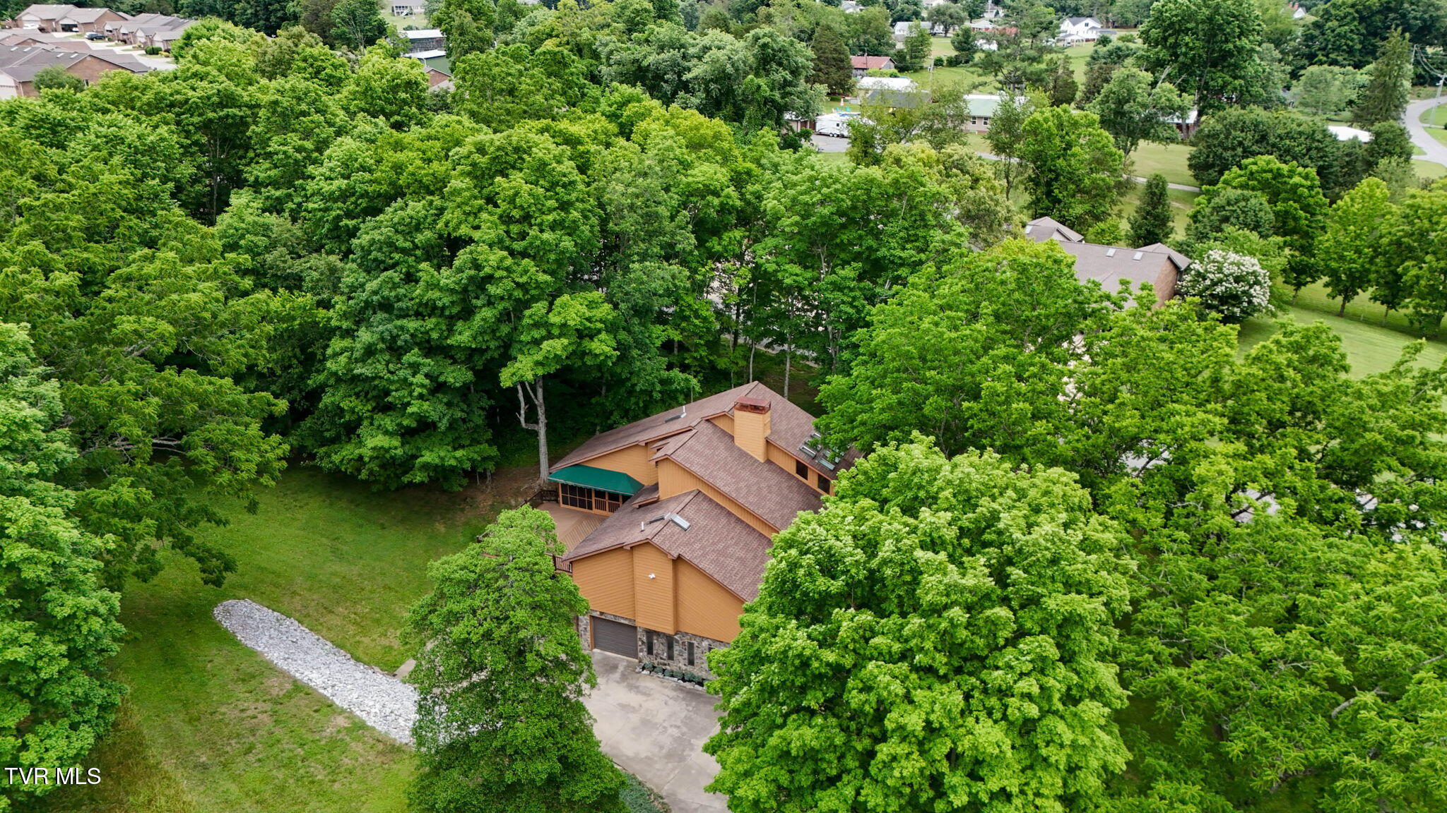 299 South Rufe Taylor Road Greeneville, TN 37745 - Photo 60 of 68 299 S Rufe Taylor Drone GL-7