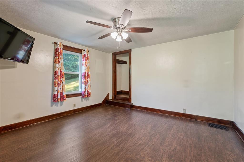 192 Elliott Road Monroeville, PA 15146 - Photo 7 of 26 Gallery Image 7