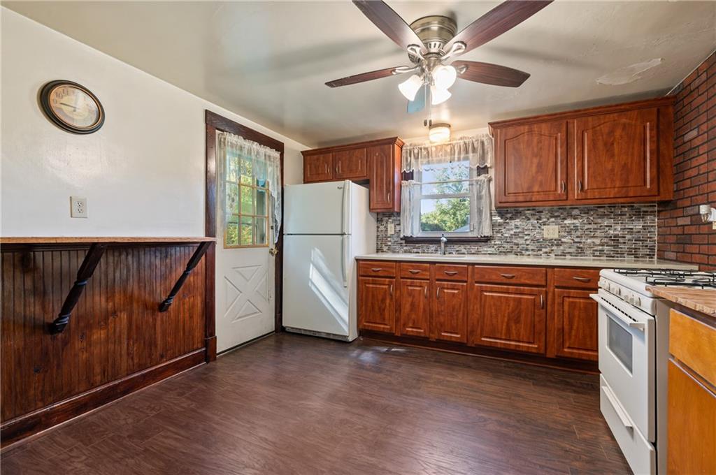 192 Elliott Road Monroeville, PA 15146 - Photo 8 of 26 Gallery Image 8