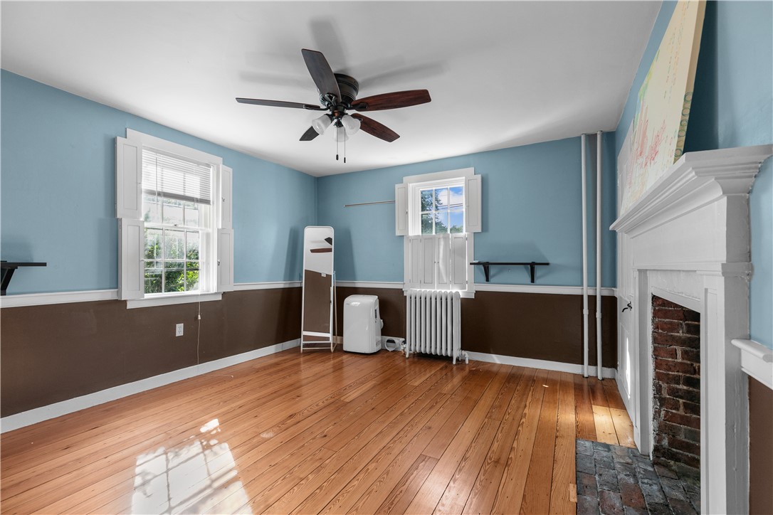 26 Perry Street, Unit 1 Newport, RI 02840 - Photo 6 of 27