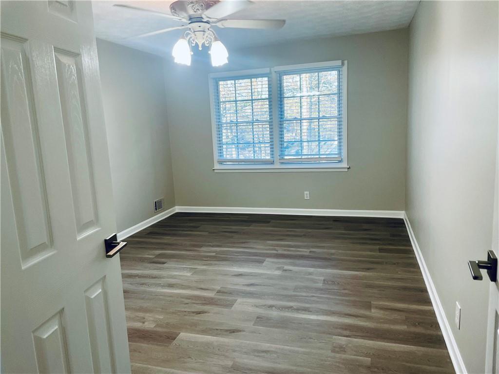 637 Rae Drive Southwest Lawrenceville, GA 30044 - Photo 17 of 27