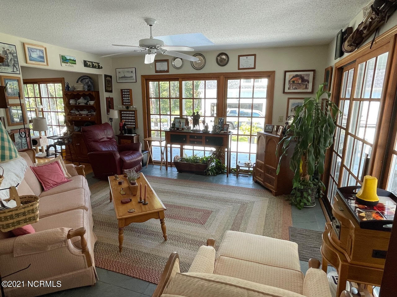 659 Sawgrass Road Hampstead, NC 28443 - Photo 13 of 59 13