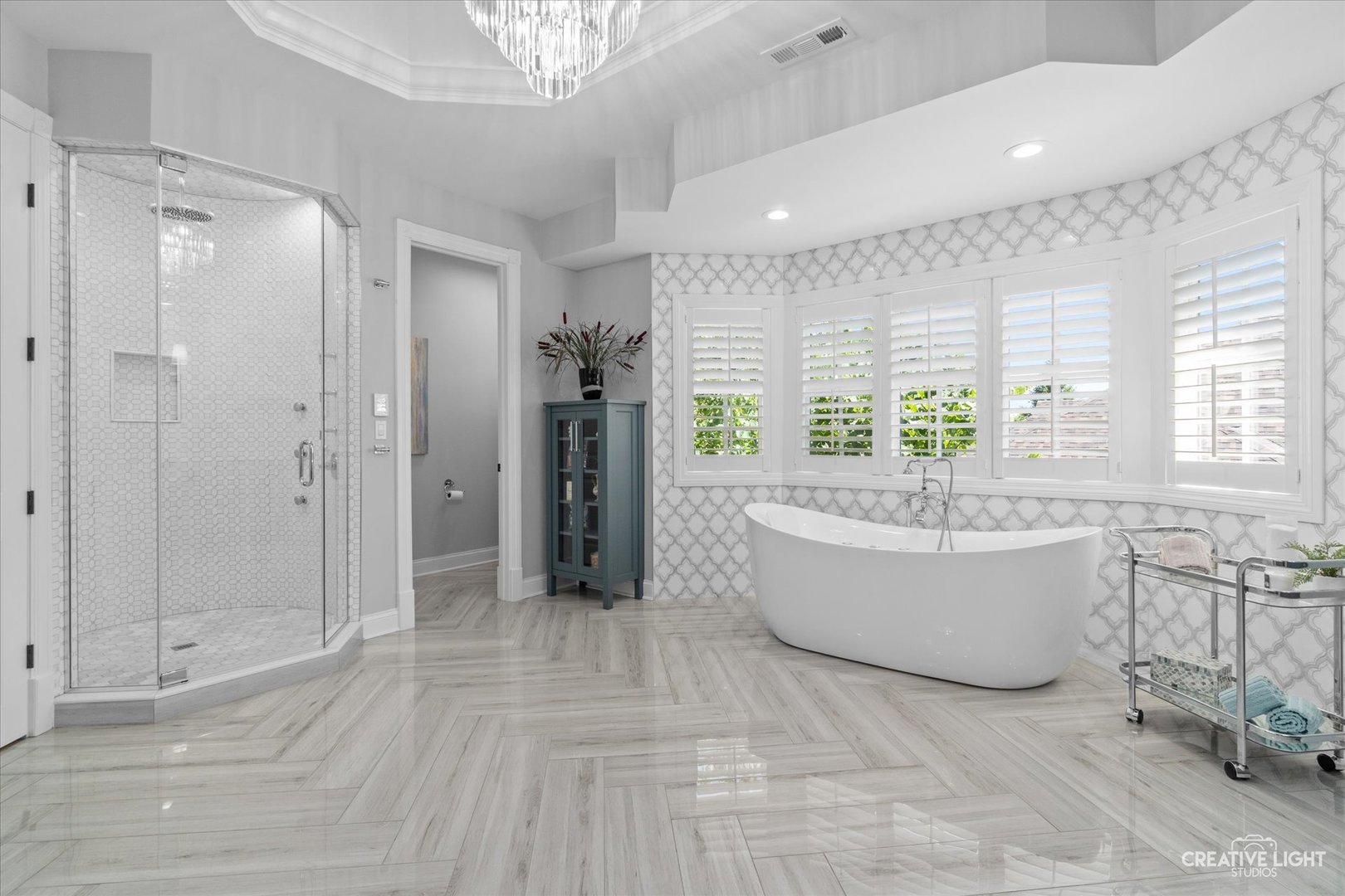 S147 North Mathewson Lane Geneva, IL 60134 - Photo 28 of 75 a bathroom with a bathtub and a shower