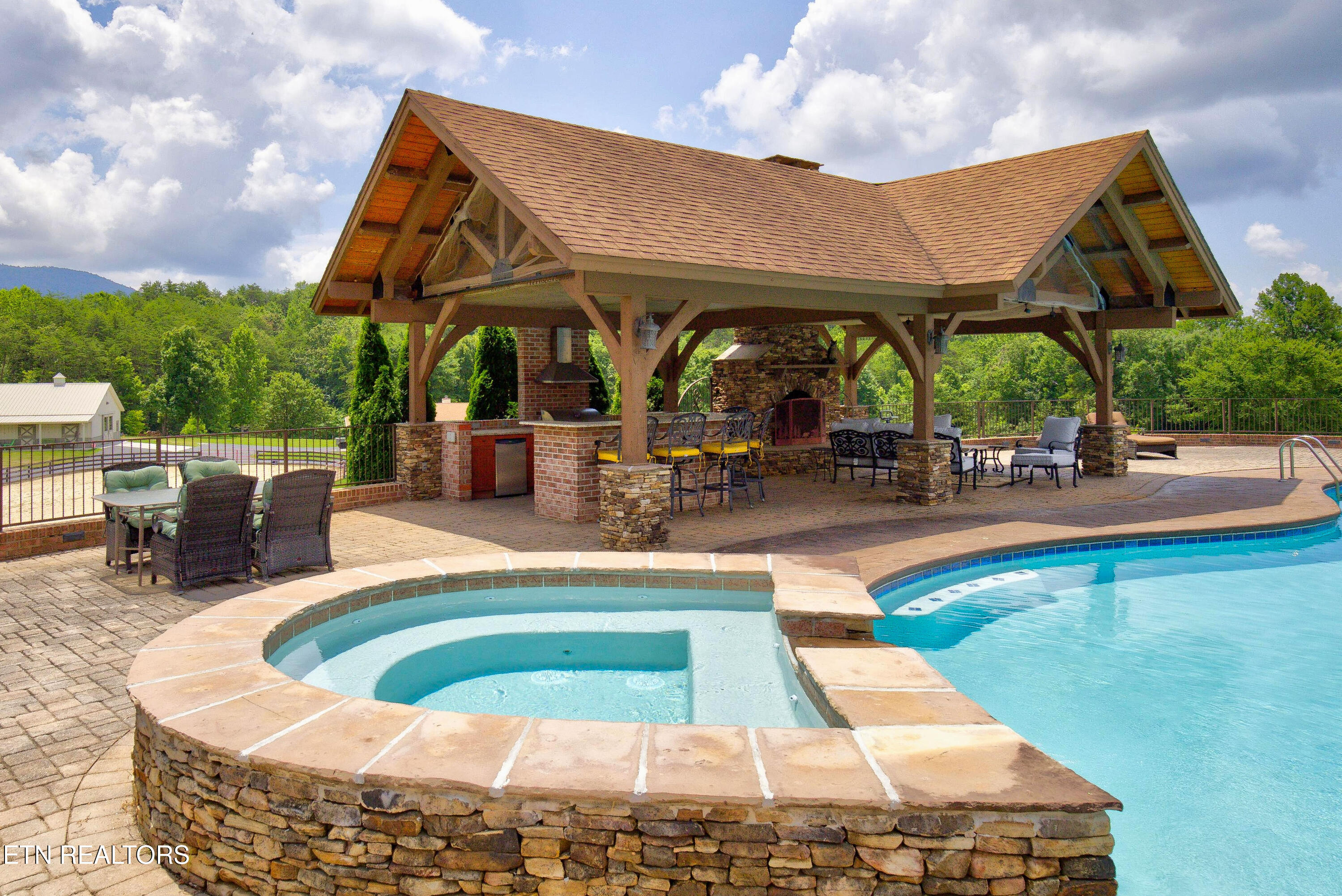 4506 6 Mile Road Maryville, TN 37803 - Photo 51 of 59 L40A8249