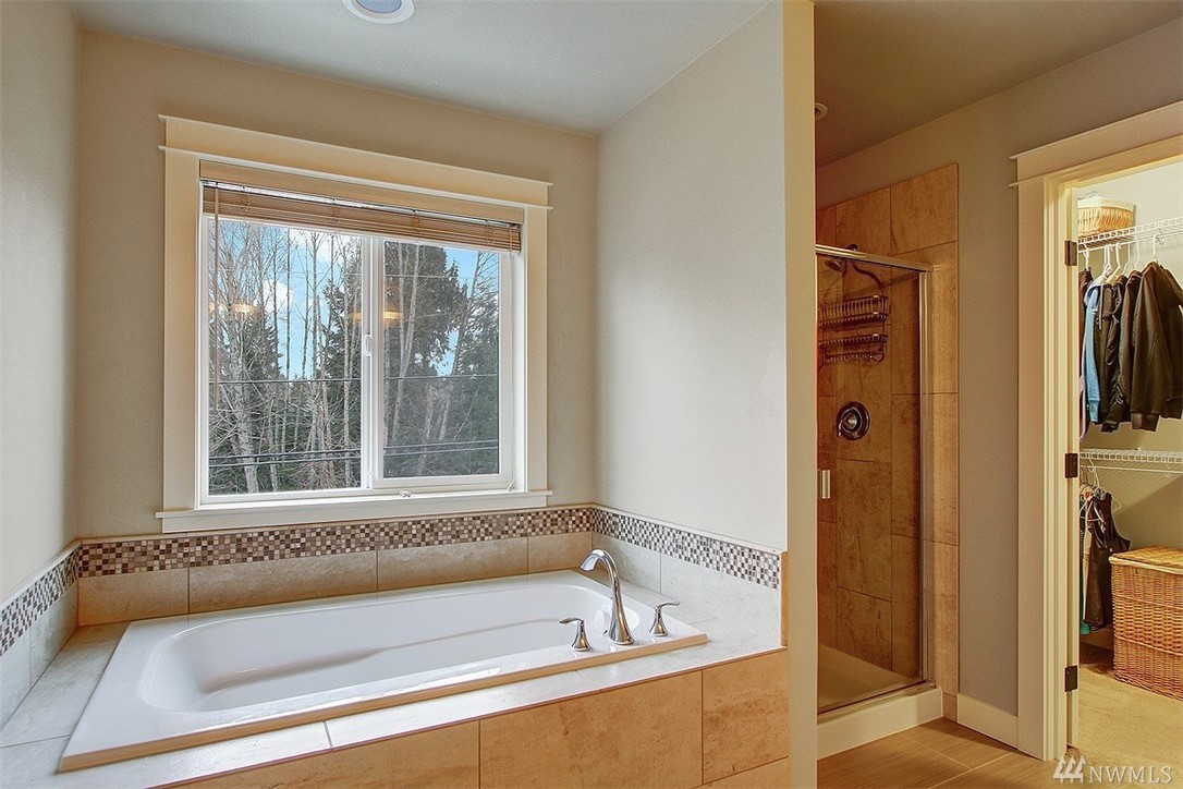 2401 196th Place Southeast Bothell, WA 98012 - Photo 13 of 20