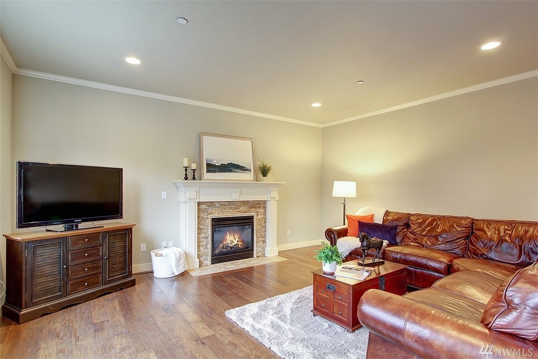 2401 196th Place Southeast Bothell, WA 98012 - Photo 3 of 20