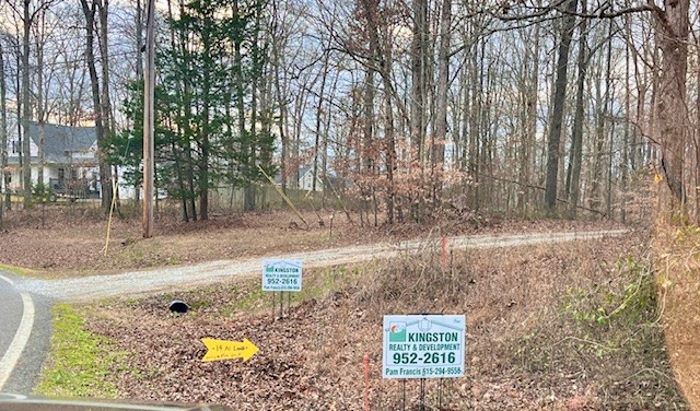 0 Mt Pleasant Road Kingston Springs, TN 37082 - Photo 5 of 9 a view of a yard with trees in the background