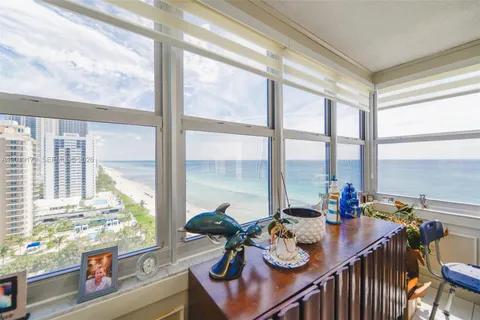 $699,000 | 1950 South Ocean Drive, Unit 15P, Hallandale Beach, FL 33009