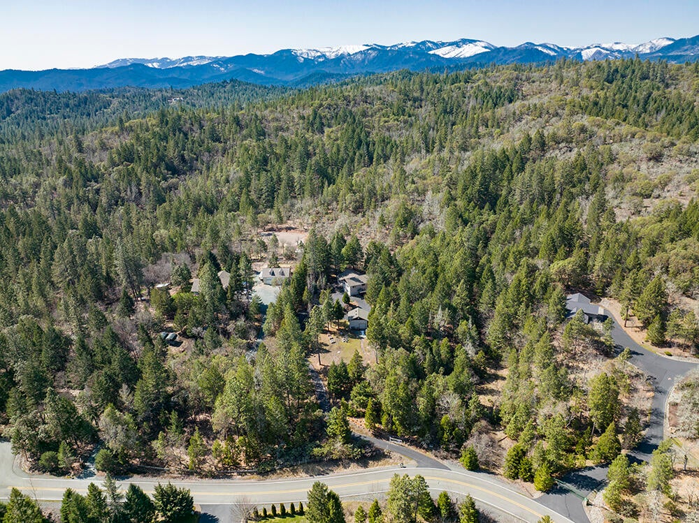 842 North Pinnon Road Grants Pass, OR 97526 - Photo 57 of 58 41
