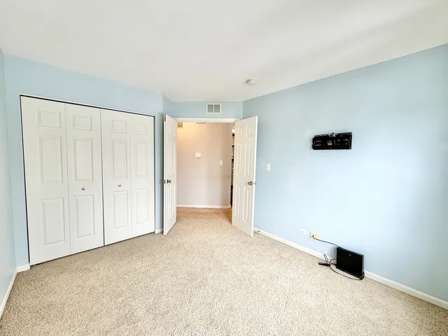 $299,900 | 898 Emerald Drive, Pingree Grove, IL 60140