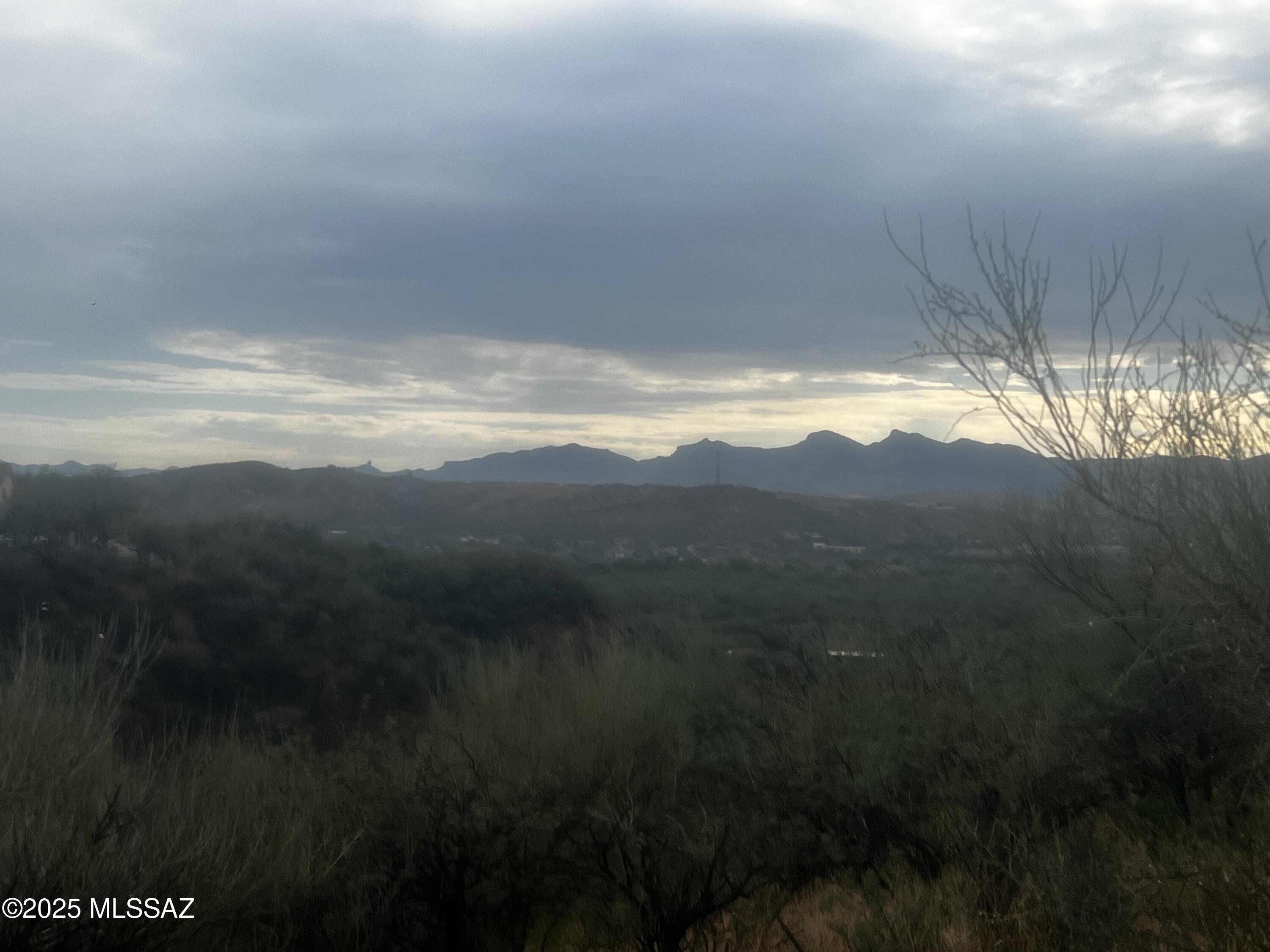 1442 Círculo Silva, Unit 94 Rio Rico, AZ 85648 - Photo 8 of 14 Mountain Views