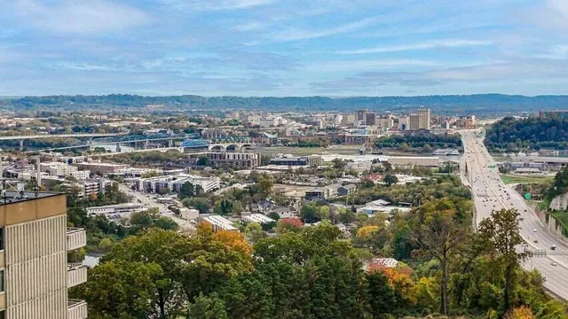 $315,000 | 1131 Stringers Ridge Road, Unit 10B, Chattanooga, TN 37405