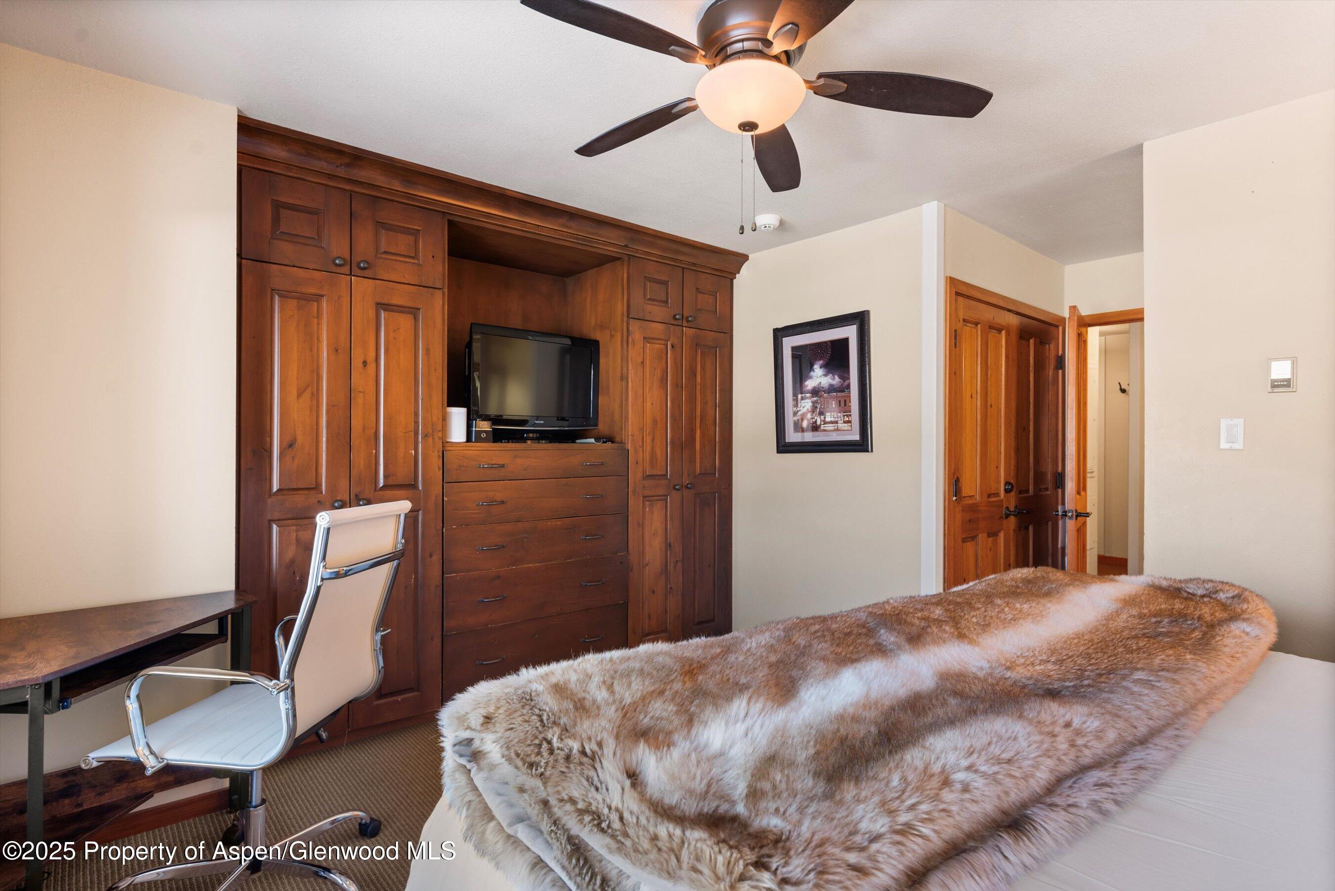 400 Wood Road, Unit 1207 Snowmass Village, CO 81615 - Photo 15 of 32 Crestwood 1207 (15)