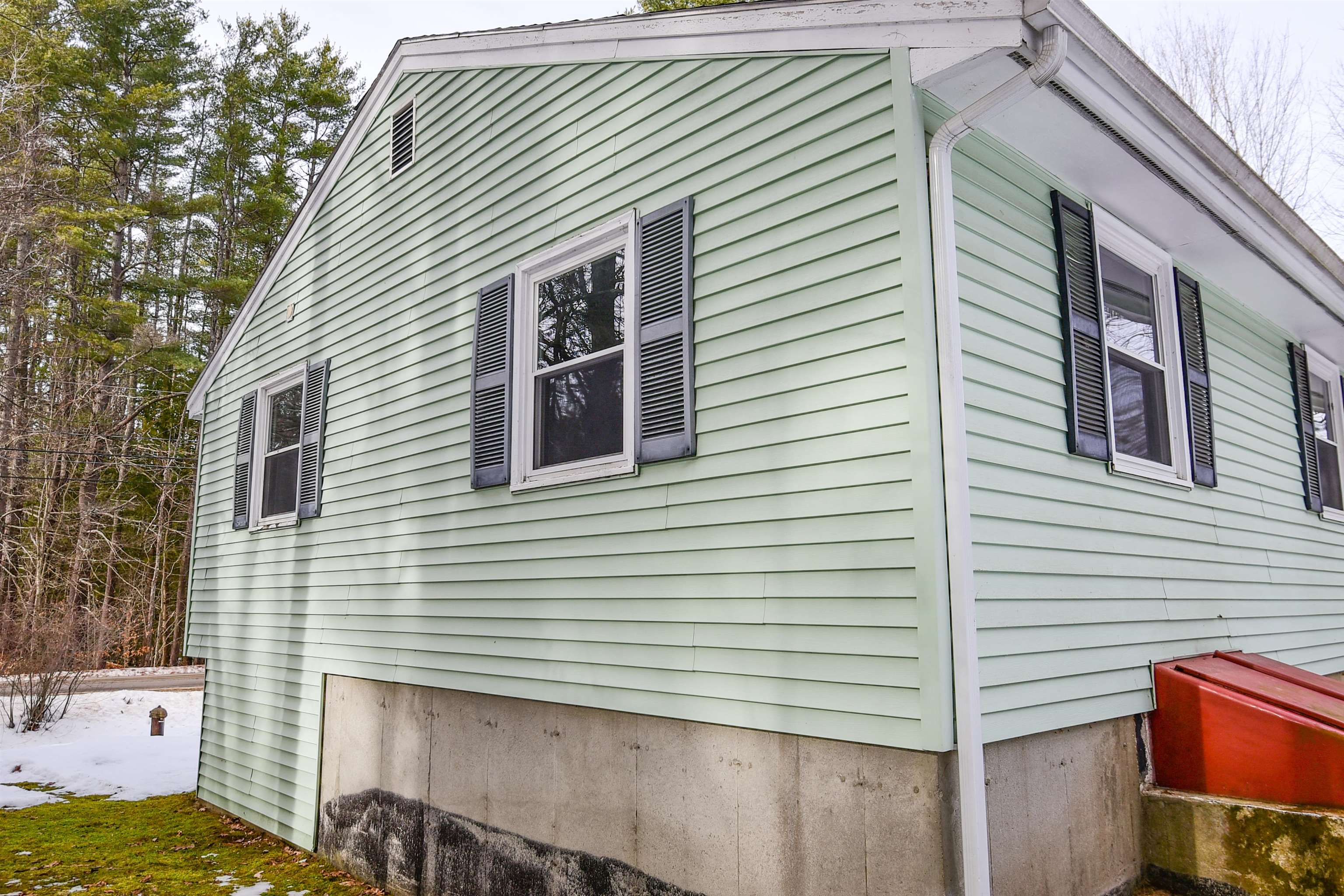 70 Forrest Road Northfield, NH 03276 - Photo 5 of 24