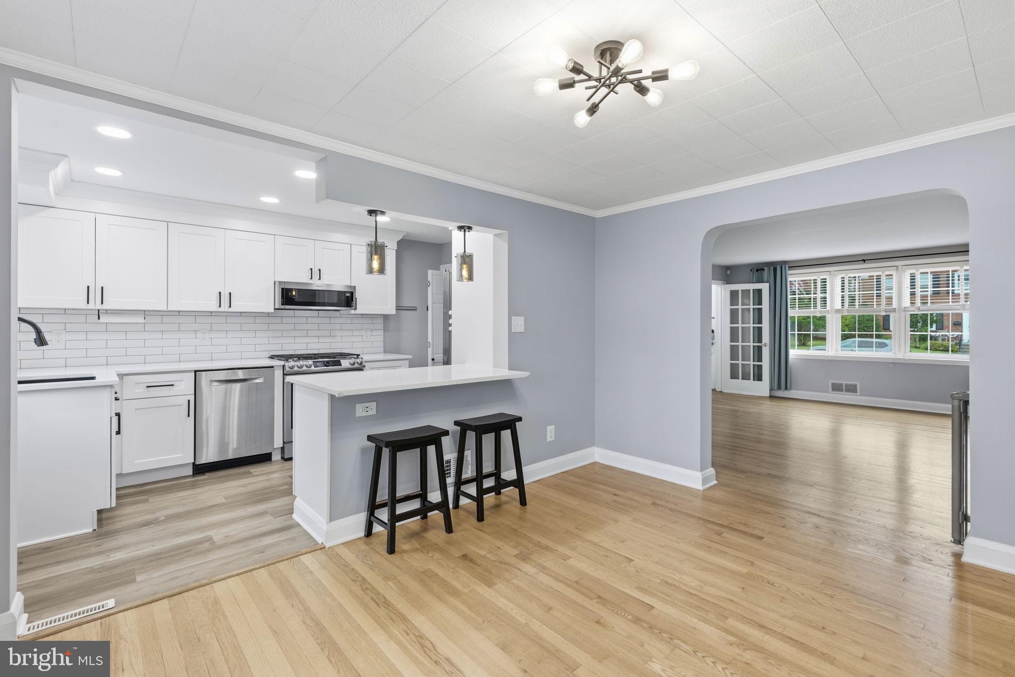 1587 Doxbury Road Towson, MD 21286 - Photo 6 of 31 Modern open-concept living space.