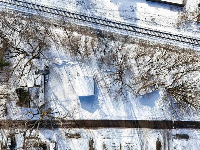 $179,900 | 909 West Garro Street, Plymouth, IN 46563