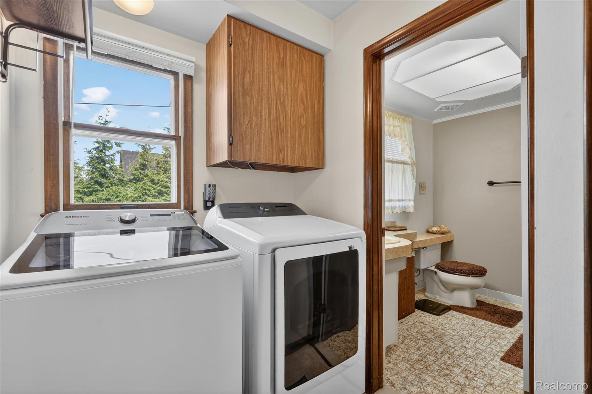 18178 22 Mile Road Macomb, MI 48044 - Photo 16 of 43 First Floor Laundry