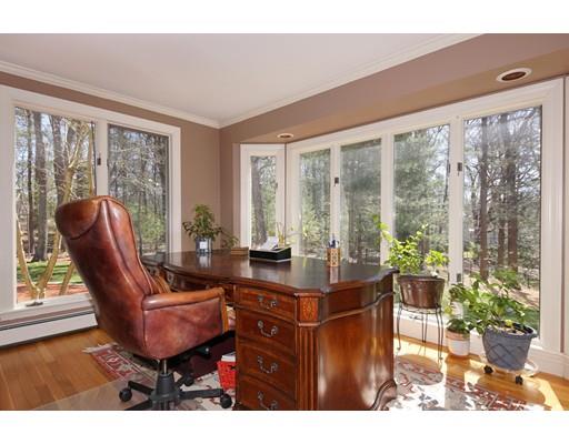 264 Grove Street Wellesley, MA 02482 - Photo 18 of 25 Gallery Image 18
