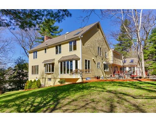 264 Grove Street Wellesley, MA 02482 - Photo 3 of 25 Gallery Image 3