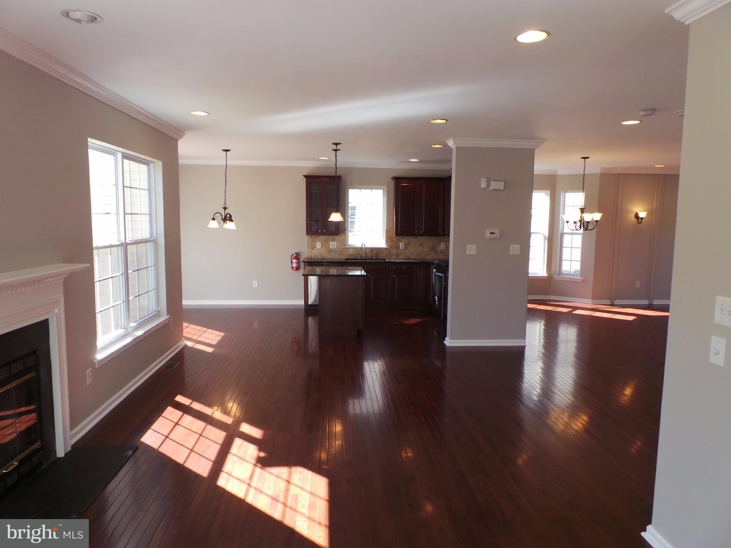 24 Cayuga Road Bordentown, NJ 08505 - Photo 4 of 23 Gallery Image 4