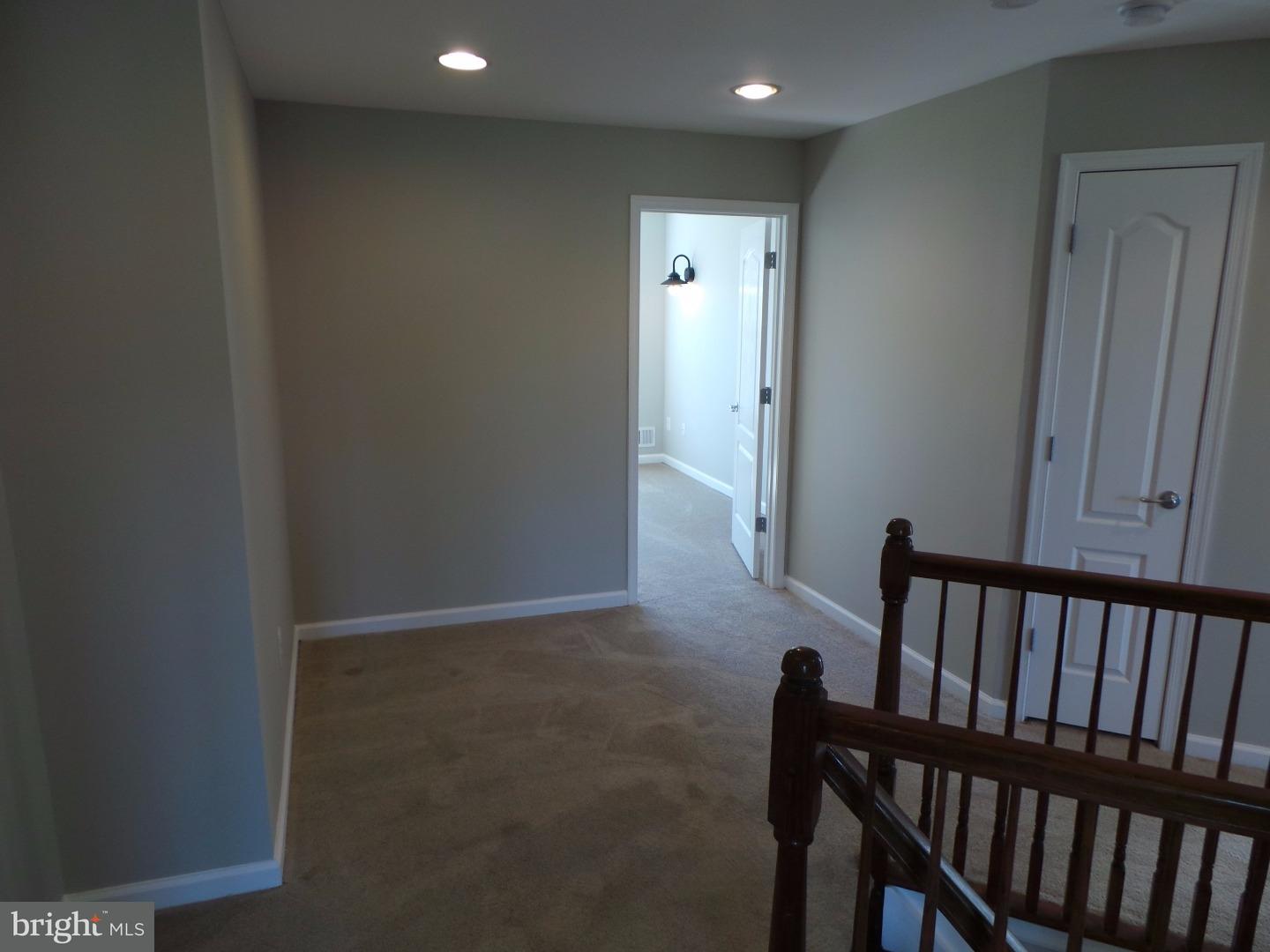 24 Cayuga Road Bordentown, NJ 08505 - Photo 8 of 23 Gallery Image 8