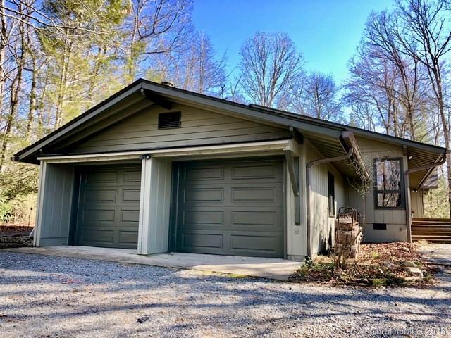 761 Cardinal Road Brevard, NC 28712 - Photo 4 of 18 Gallery Image 4