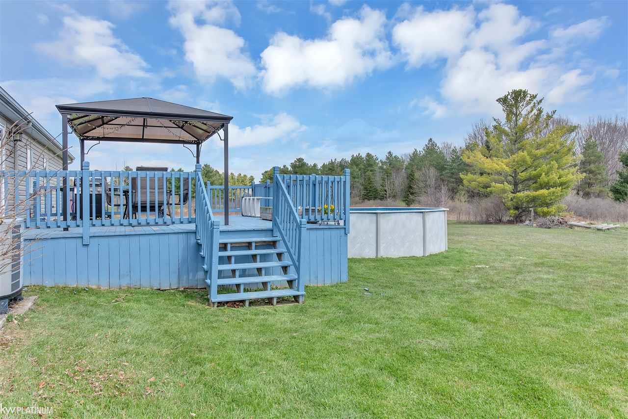 7424 Gibbons Road Jeddo, MI 48032 - Photo 10 of 36 50010008-9.JPG