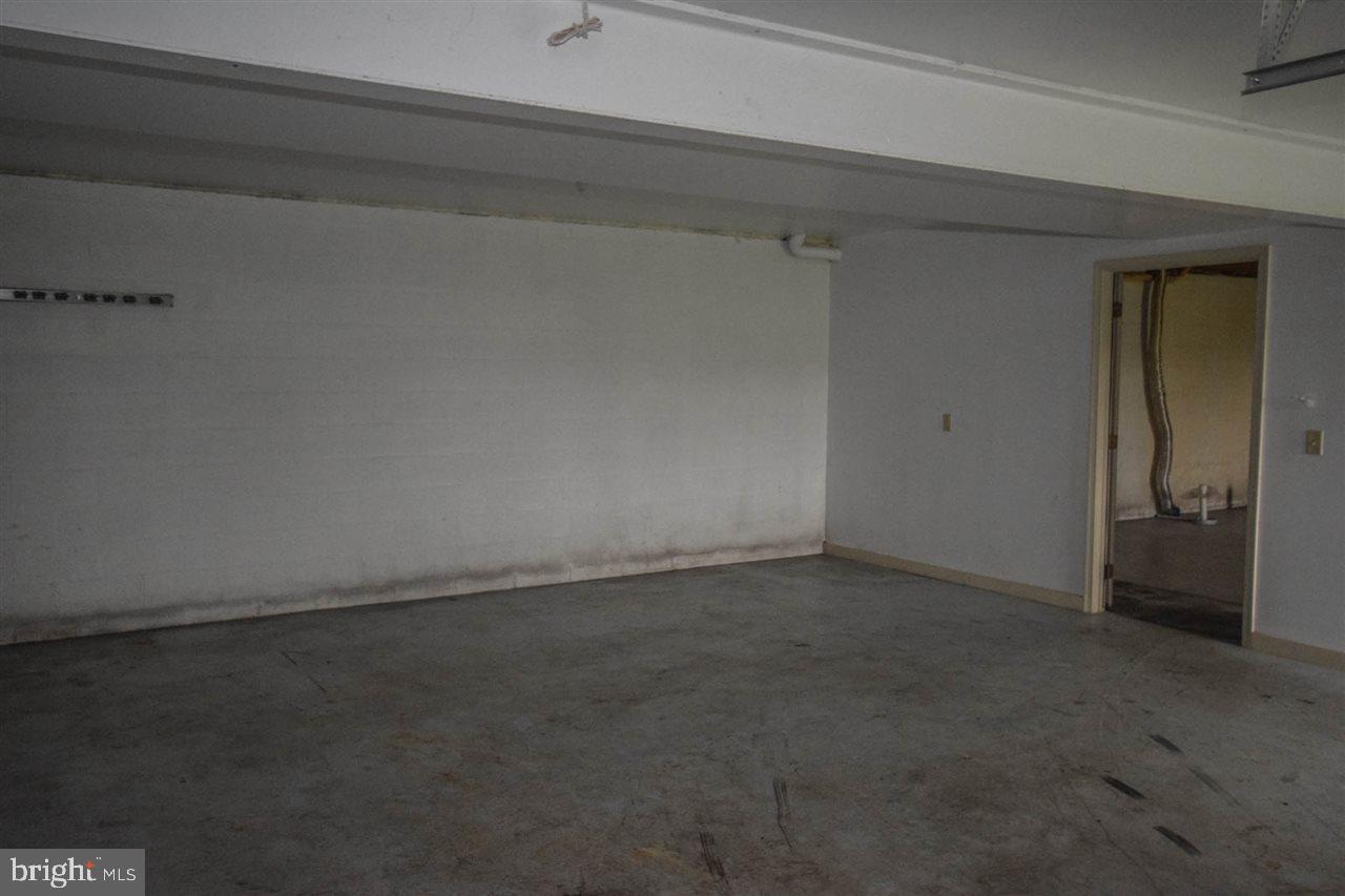 4085 Board Road Manchester, PA 17345 - Photo 21 of 24 Gallery Image 21