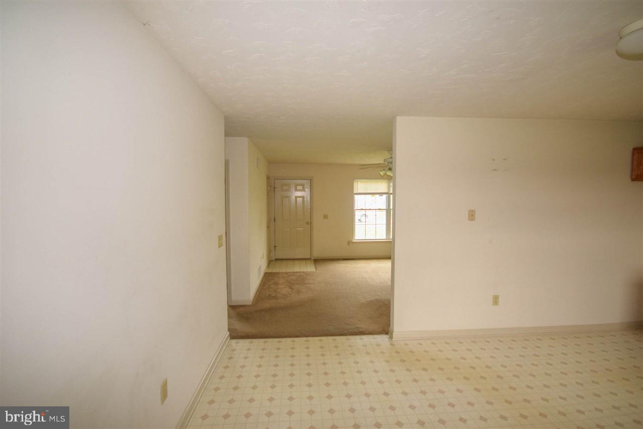 4085 Board Road Manchester, PA 17345 - Photo 7 of 24 Gallery Image 7