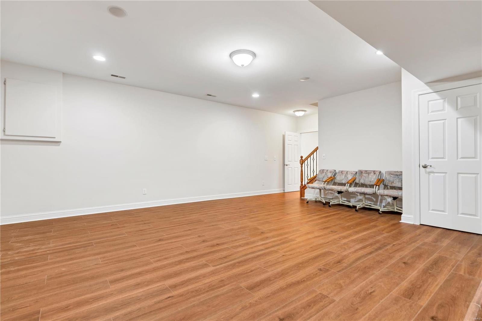 4979 Ambs Road St. Louis, MO 63128 - Photo 34 of 45