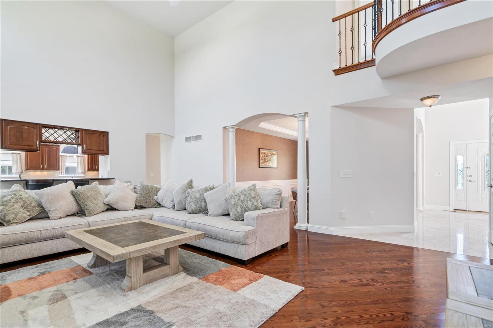 4979 Ambs Road St. Louis, MO 63128 - Photo 8 of 45