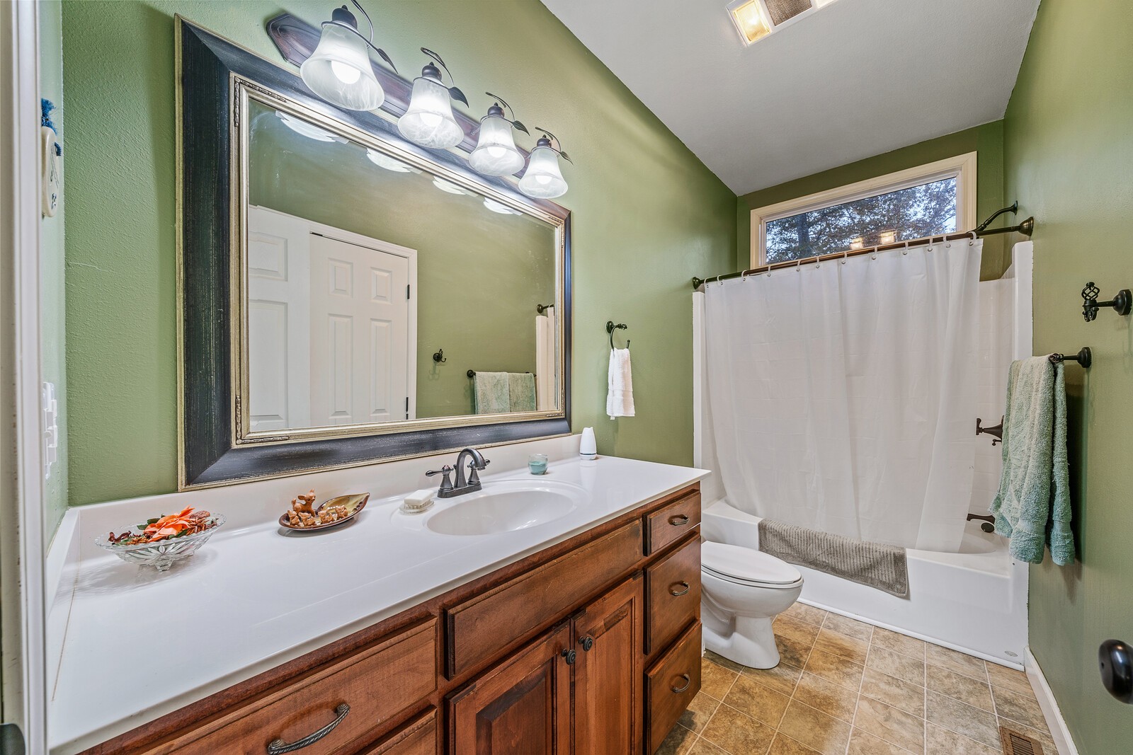 675 Tabletop Road Monterey, TN 38574 - Photo 18 of 39 Gallery Image 18