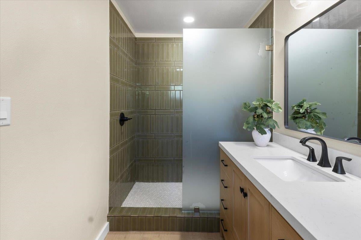 3509 Dudley Road Kilgore, TX 75662 - Photo 21 of 37 Gallery Image 21