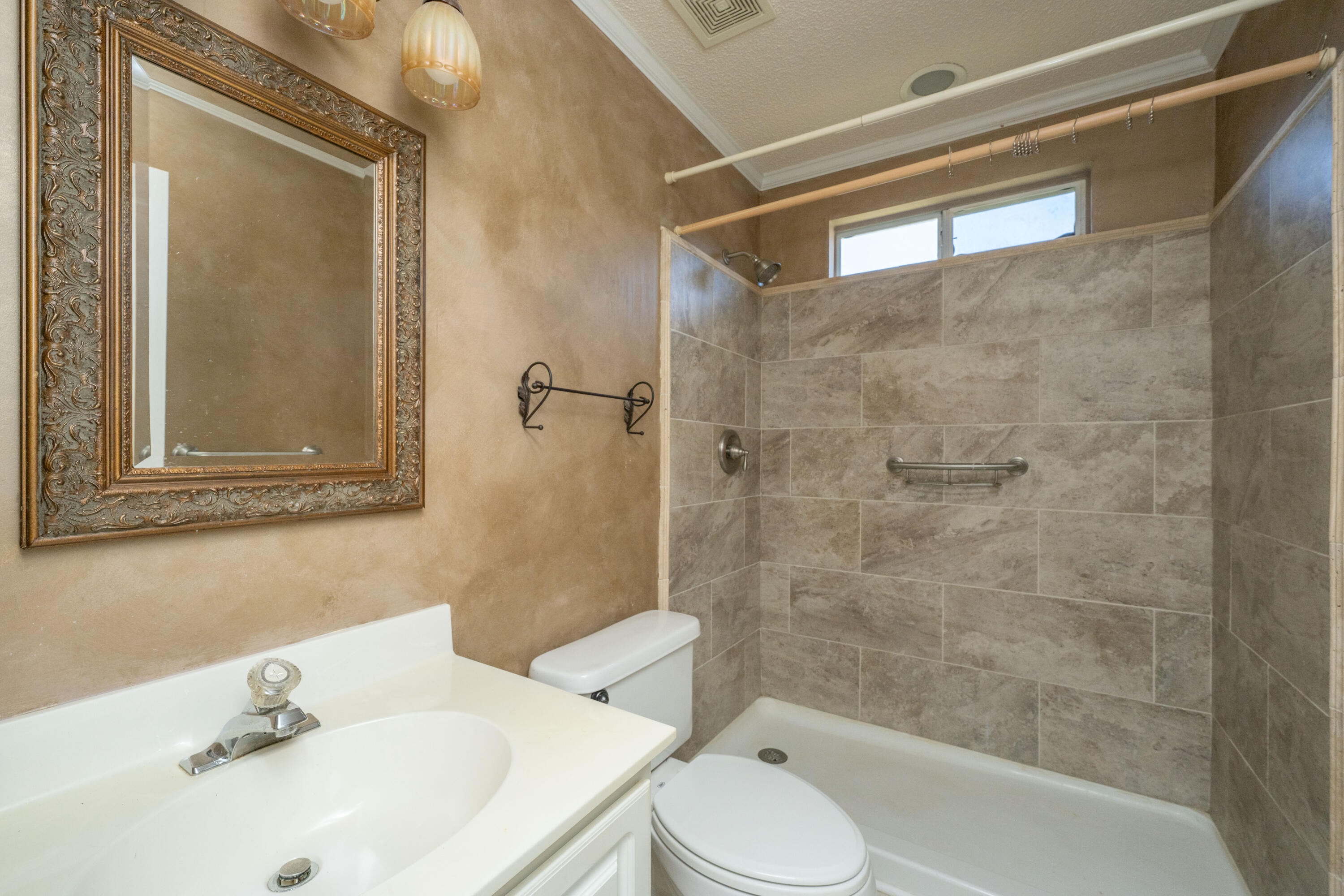 8396 Waltham Road North Charleston, SC 29406 - Photo 23 of 30 8396WalthamRd022